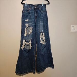 Aeropastale distressed extra wide jeans size 8M